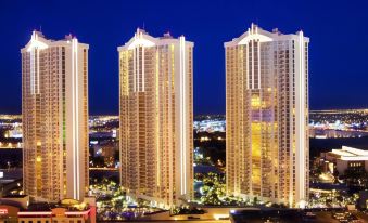 Jet Luxury Elite at the Signature