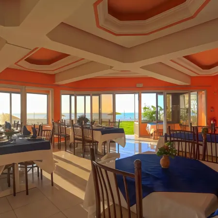 UMH Tarik Hotel