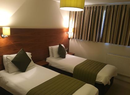 Stockwood Hotel - Luton Airport