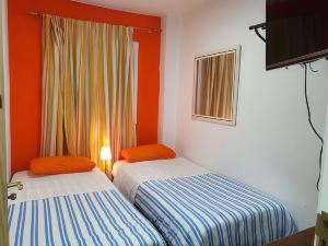 Low Cost Room Plaza de Hierro IV