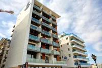 Apartamente 2 Tomis Villa Отели в г. 