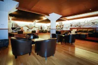 Madison Plaza Townsville