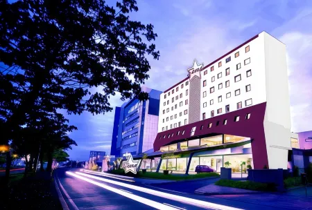 Fame Hotel Gading Serpong