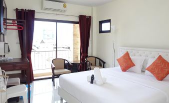 Baan Taweesuk Guest House