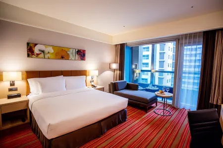 Fullon Hotel Taoyuan Airport Access MRT A8 Отели рядом с достопримечательностью «Chang Gung University»