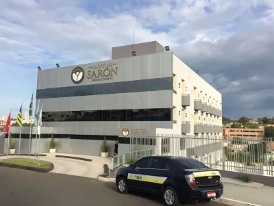 Hotel Saron