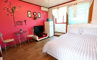 Taean Hill House Pension