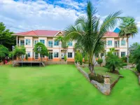 Suannoina Resort Hoteles cerca de Farm Chokchai