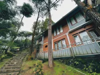 Poeti Mountain Resort Hotel dekat Campervan Gunung Bunder, Bedeng Campsite