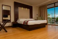Herdmanston Lodge Hotel Hotel dekat Providence Mosque