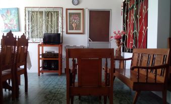 Ellens Homestay