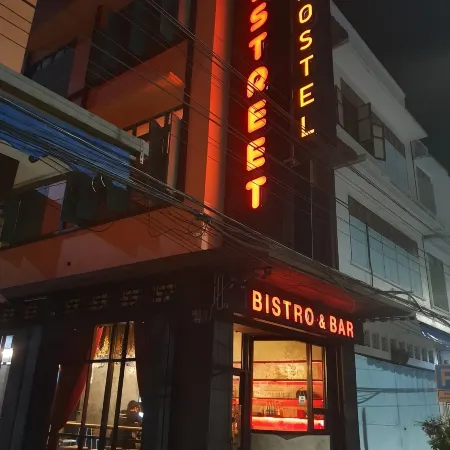 2Street Hostel