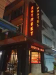 2Street Hostel - bar