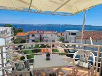 Apartments Niko Hotels in Maslinica