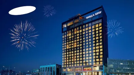 Shilla Stay busan Gimhae Airport (Noksan) Отели рядом с достопримечательностью «Yishu Island Migratory Park»