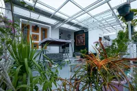 Calda Homestay Syariah Hotels in Parongpong