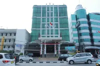 Business Hotel Tomang