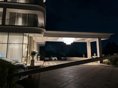 Apartment Art Deco Residence (AA Apartment) Hotels in Cidadap
