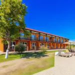 Eco Papa Hotel 古達烏塔住宿飯店