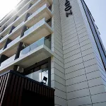 Lavicon Apart  (Лавикон Апарт) Отели рядом с достопримечательностью «Дельфинарий НЕБУГ»