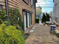 86 Dr Marcus House - Popular Broadway Area