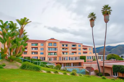 San Luis Bay Inn Hotels near Avila Valley Barn