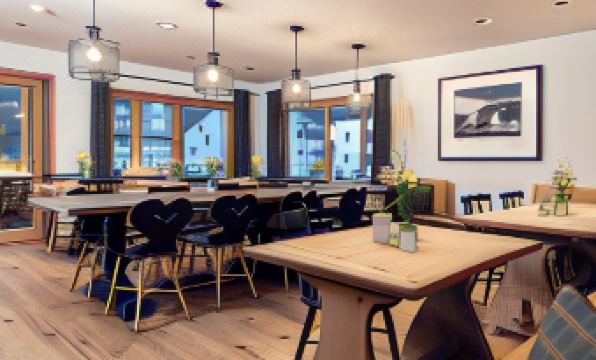 Conrad's Mountain Lodge