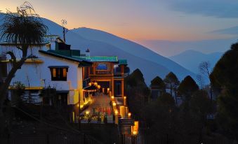 The Hosteller Ramgarh, Nainital