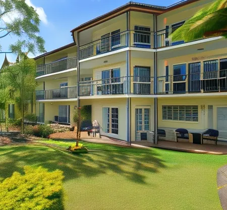 Cairns Queenslander Hotel & Apartments