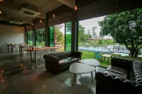 BananaHill Hotels in Kamphaeng Phet