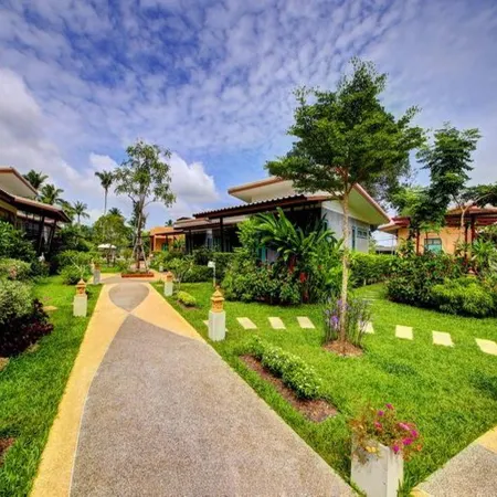 The Gleam Resort