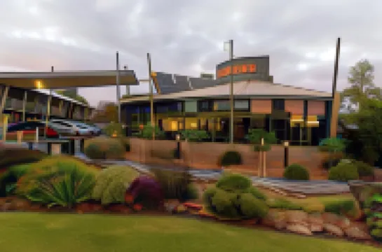 สเตชั่น โมเทล พาร์คส์