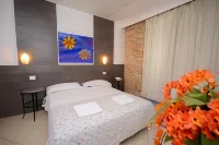 Hotel Clinton Hotel in zona Al Miracolo del Mare
