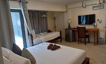 Valentier Cafe and Hotel