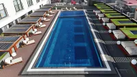 Yogh Hospitality - Pools