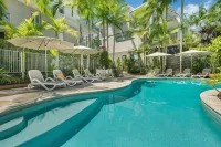 Metzo Noosa Resort - Beach