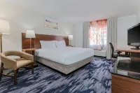 Fairfield Inn & Suites Houston Westchase Hotels in Houston