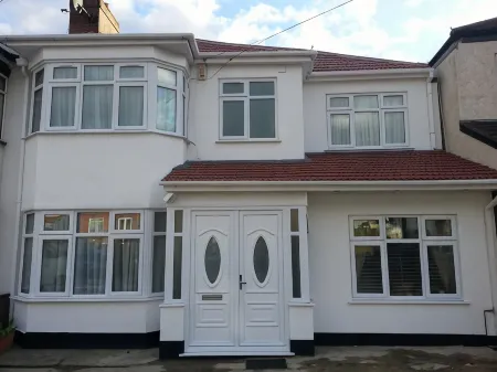 Apple House Wembley Отели в г. Барнет