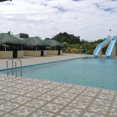 Ukl Ever Resort Hotel