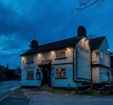 Bulls Head - Holymoorside - 5-Star