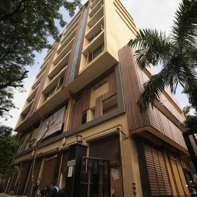 The Byke Delotel Các khách sạn gần Công viên giải trí Essel World