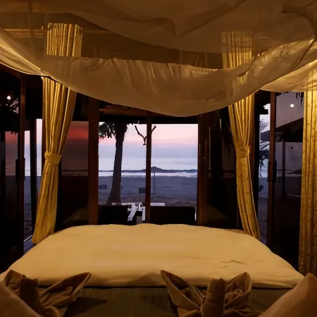 Dunhill Beach Resort