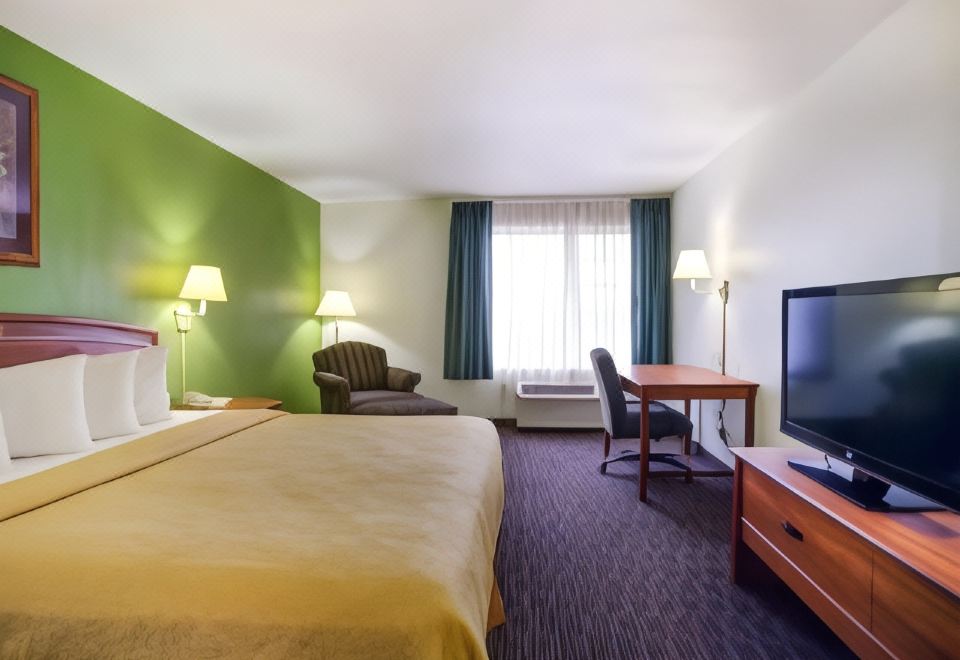Quality Inn & Suites Airport Thumbnail