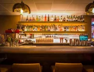 The Bird, Bath - bar