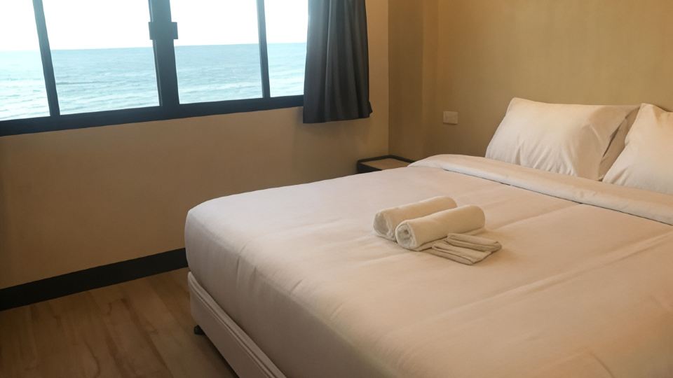 Babylon Oslob Coast Guesthouse