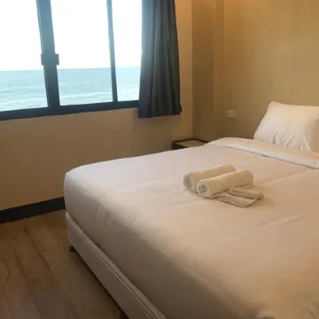 Babylon Oslob Coast Guesthouse