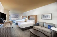 هوليداي إن آند سويتس ماكيني -ان آل ن باي آيتش جي فنادق في ماككيني