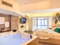 Mamilla View- Suites & Apt Hotel Hotels near Time Elevator Jerusalem