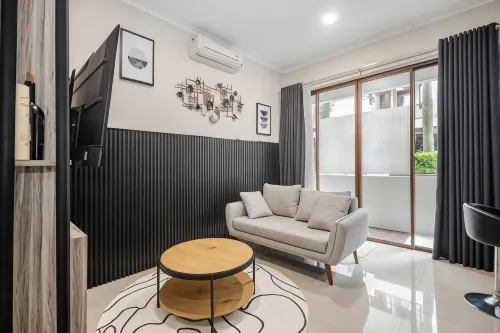 2BR Apartment at Vanya Park Asatti Garden BSD City Hotels in Pagedangan