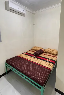 Homestay Teluk Pangpang Banyuwangi Hotel dekat KUA Kecamatan Srono